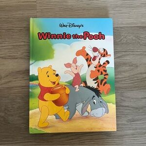 1994 Large Hardcover copy of Walt Disney’s Winnie the Pooh (8.5”x11.5”)